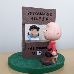 Charlie Brown and Lucy "Psychiatrist" - 1992 The Danbury Mint